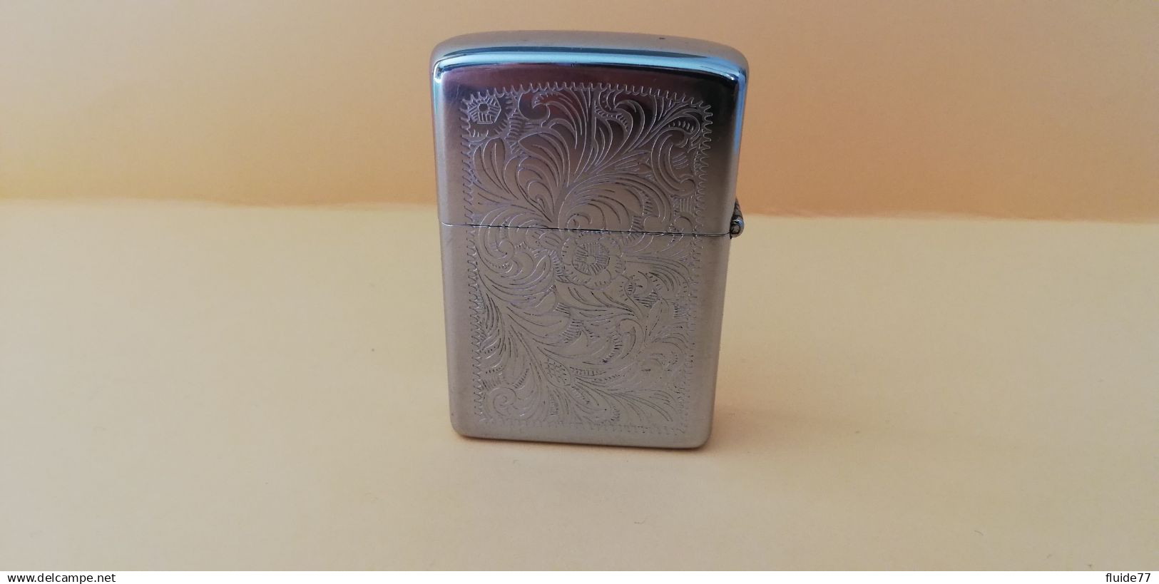 @ Briquet Zippo Nominé FOX, Venetian Design ( Style Vénitien  \\\ - \\ , 1985 ) Chrome Poli @ - Zippo