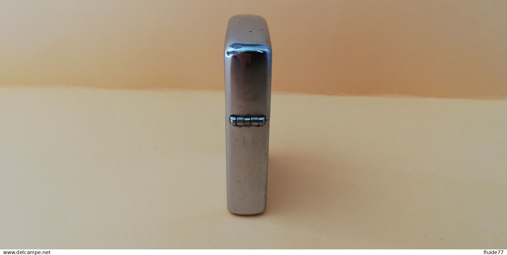 @ Briquet Zippo Nominé FOX, Venetian Design ( Style Vénitien  \\\ - \\ , 1985 ) Chrome Poli @ - Zippo
