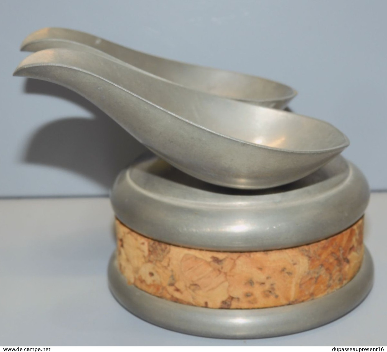 -PORTE PIPES ETAIN & LIEGE PEWTER ZINN CHANILL COLLECTION OBJET Du FUMEUR    E - Portapipas - Reposapipas