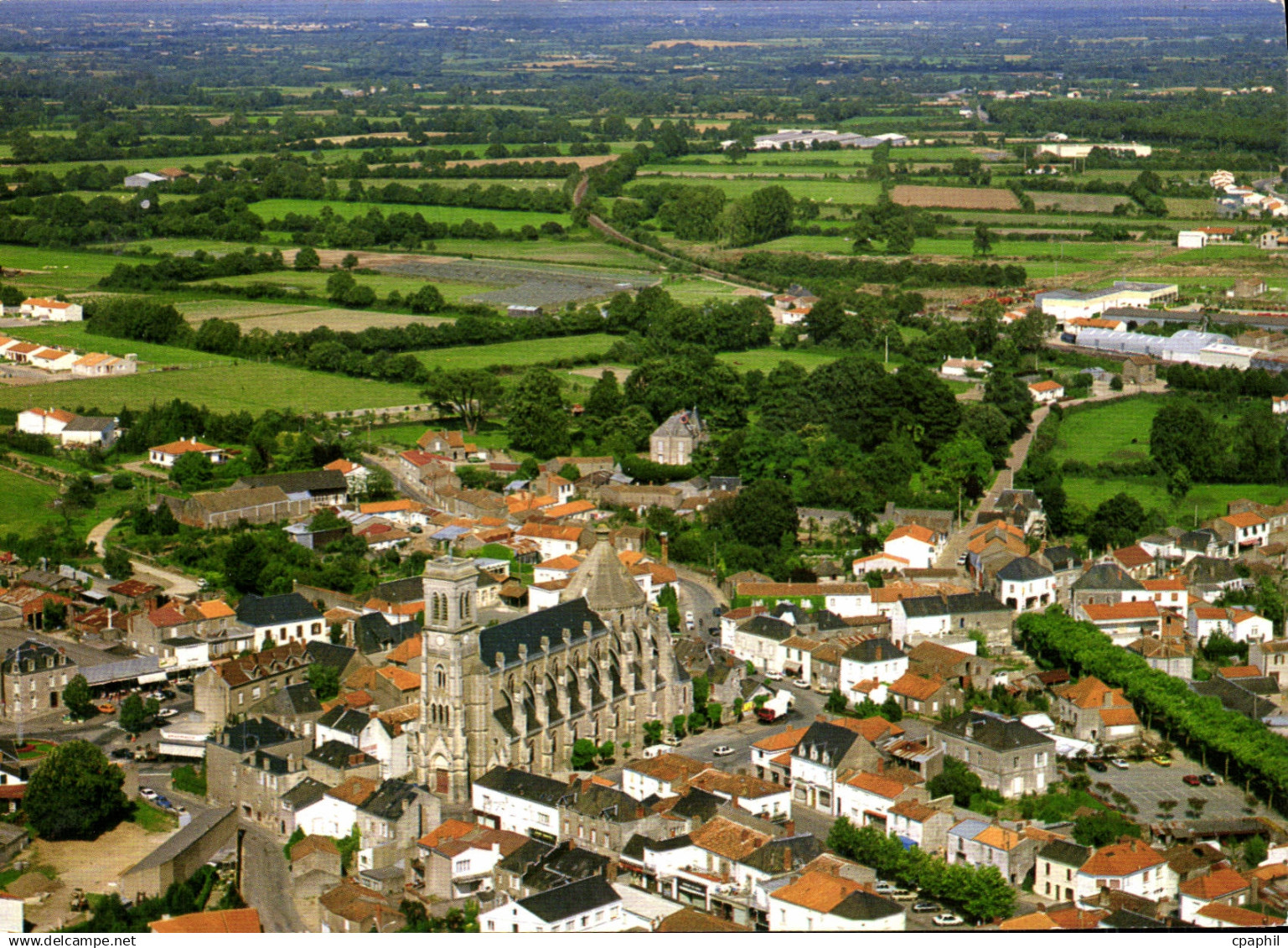 CPSM AIZENAY Vue D'ensemble - Aizenay