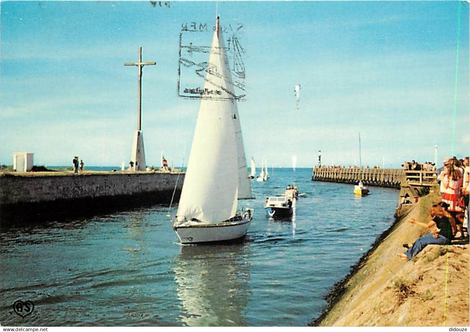 14 - Courseulles Sur Mer - Entrée De Yachts Dans Le Port - Les Jetées - Bateaux - Flamme Postale De Courseulles Sur Mer - Courseulles-sur-Mer