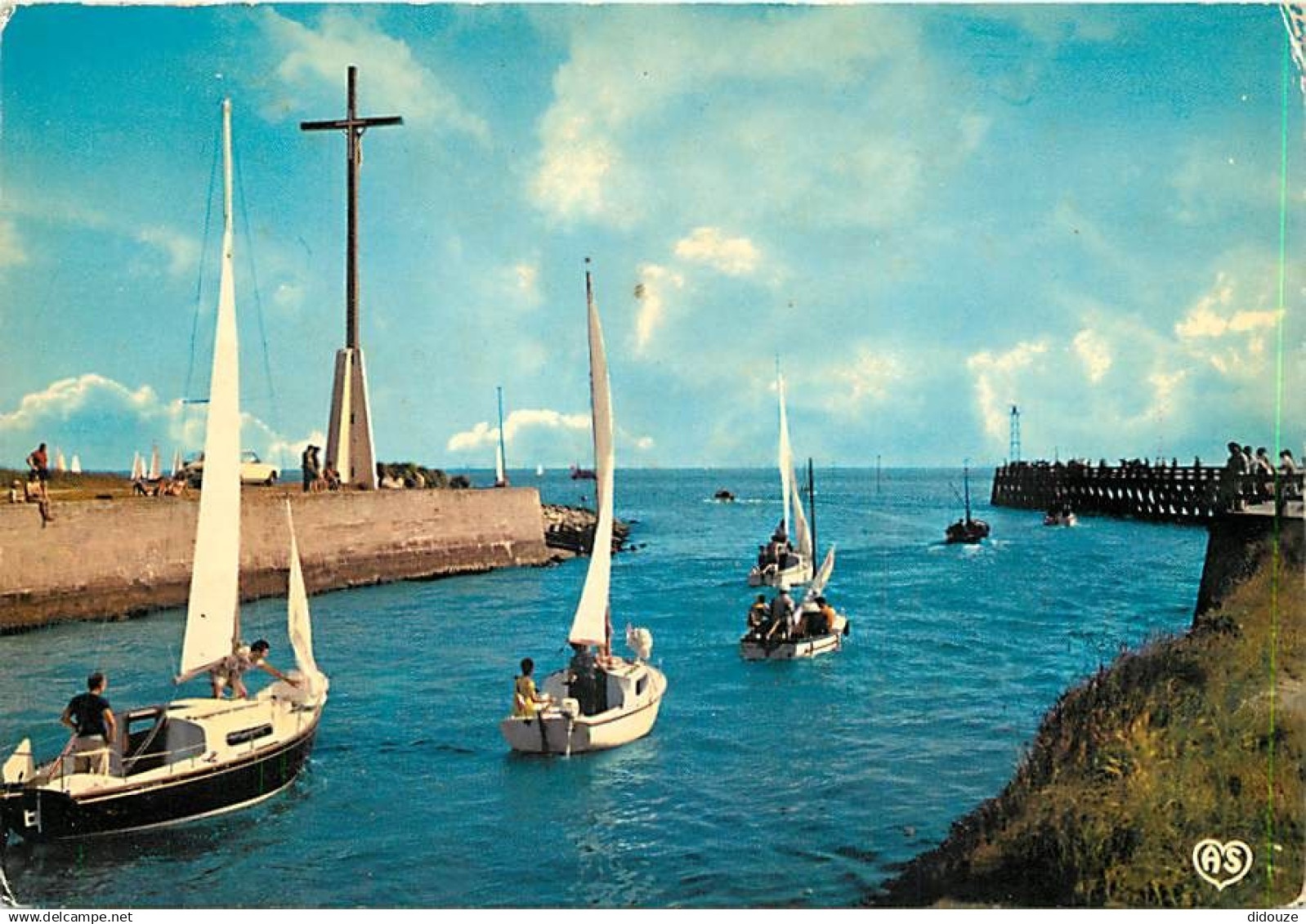 14 - Courseulles Sur Mer - Yachts Sortant Du Port - Bateaux - Flamme Postale De Courseulles Sur Mer - CPM - Voir Scans R - Courseulles-sur-Mer