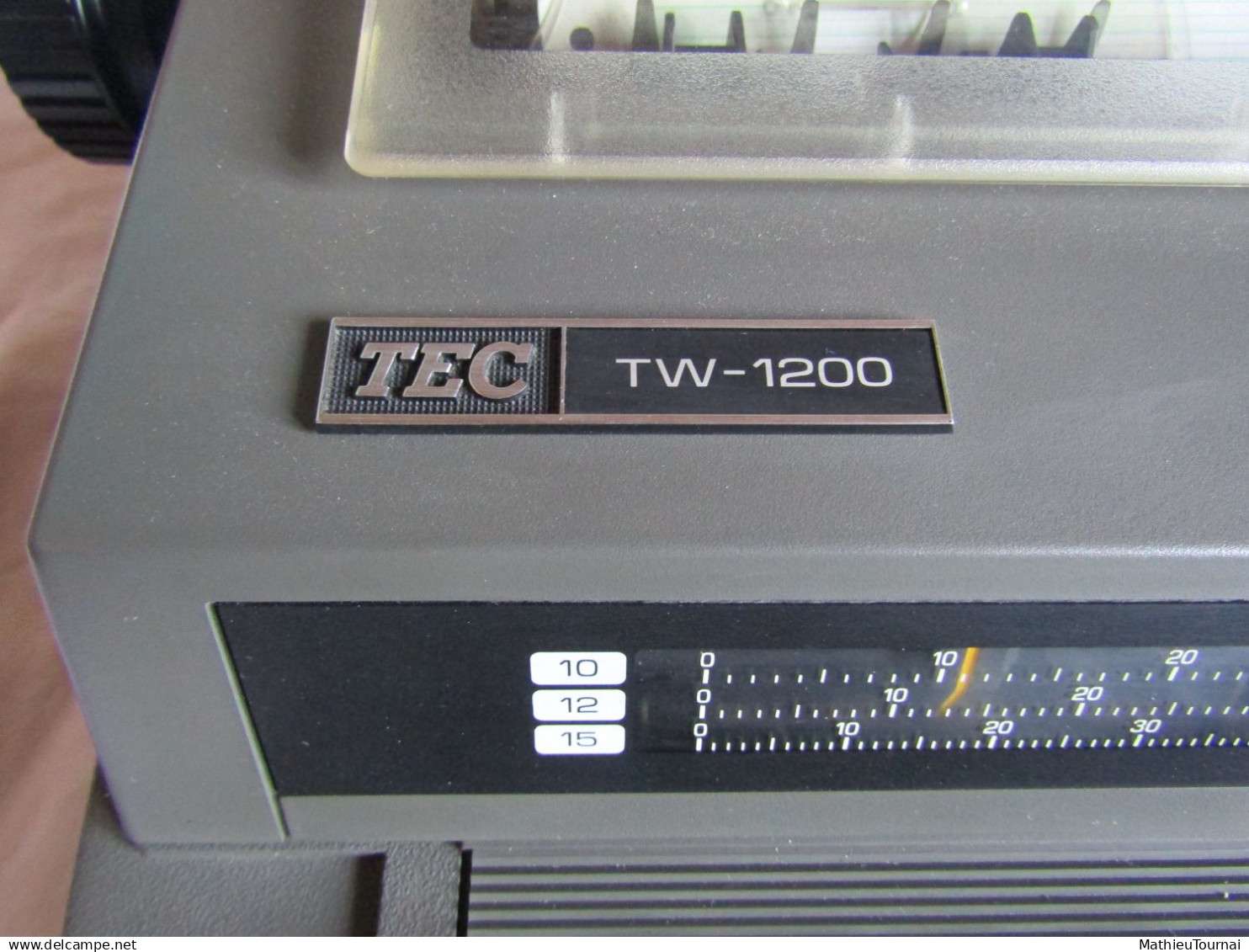 Machine à écrire électronique TEC (toshiba) TW-1200