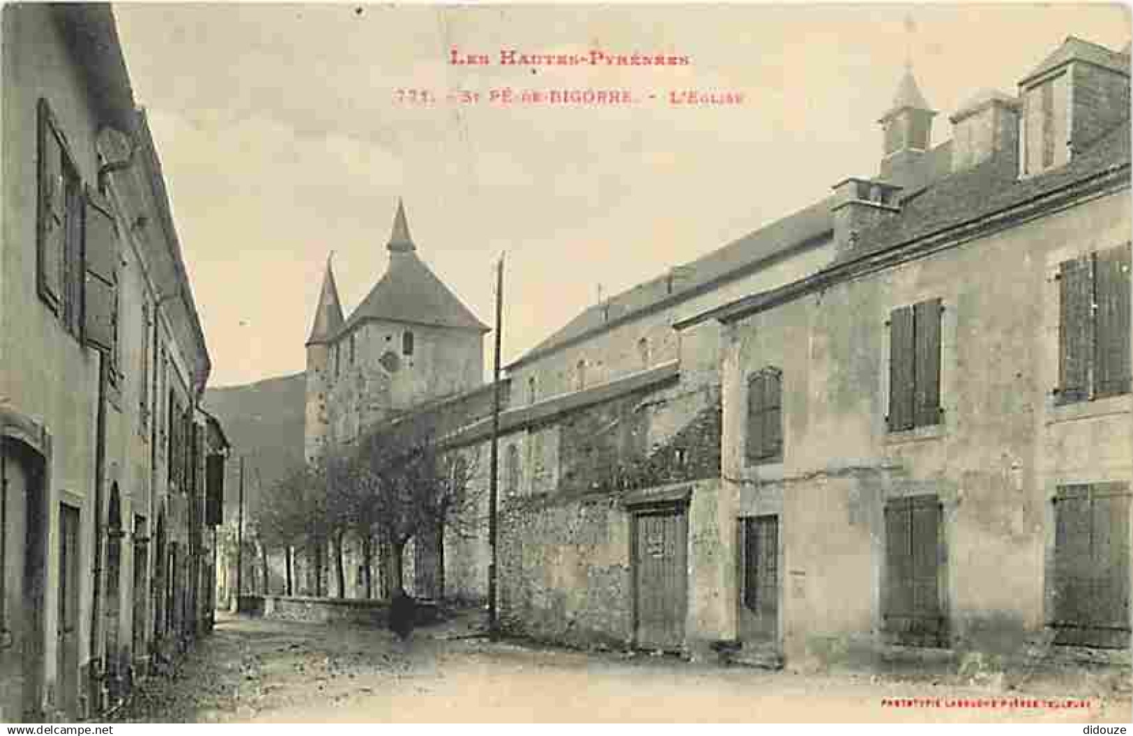 65 - Saint Pé De Bigorre - L'Eglise - CPA - Voir Scans Recto-Verso - Saint Pe De Bigorre