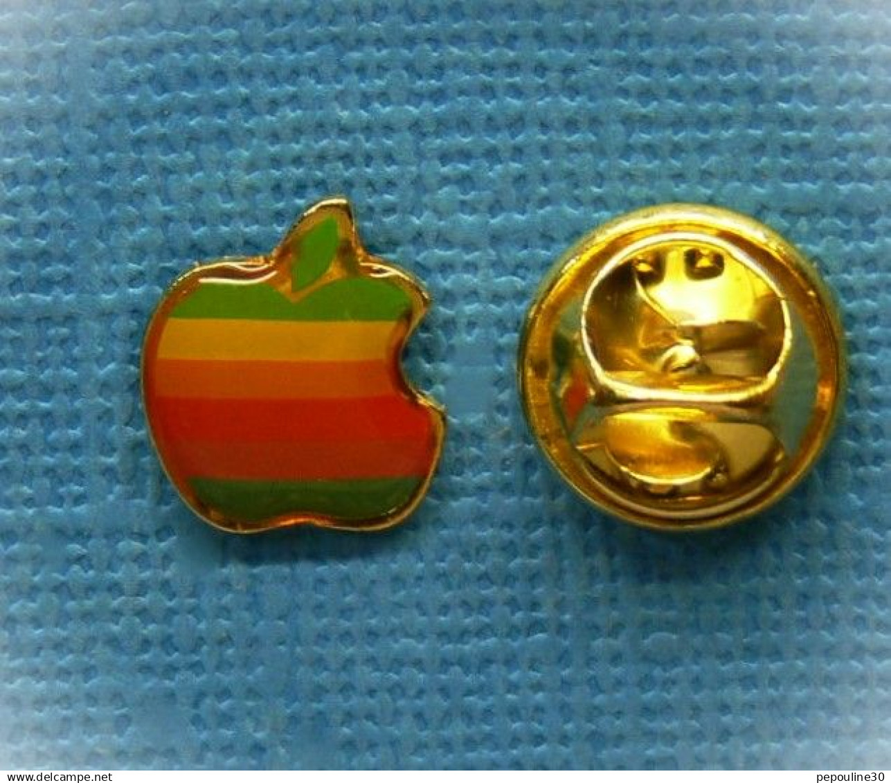 1 PIN'S //  ** LOGO " APPLE " COMPUTER INC / UNE POMME CROQUÉE ** . (®). - Informatica