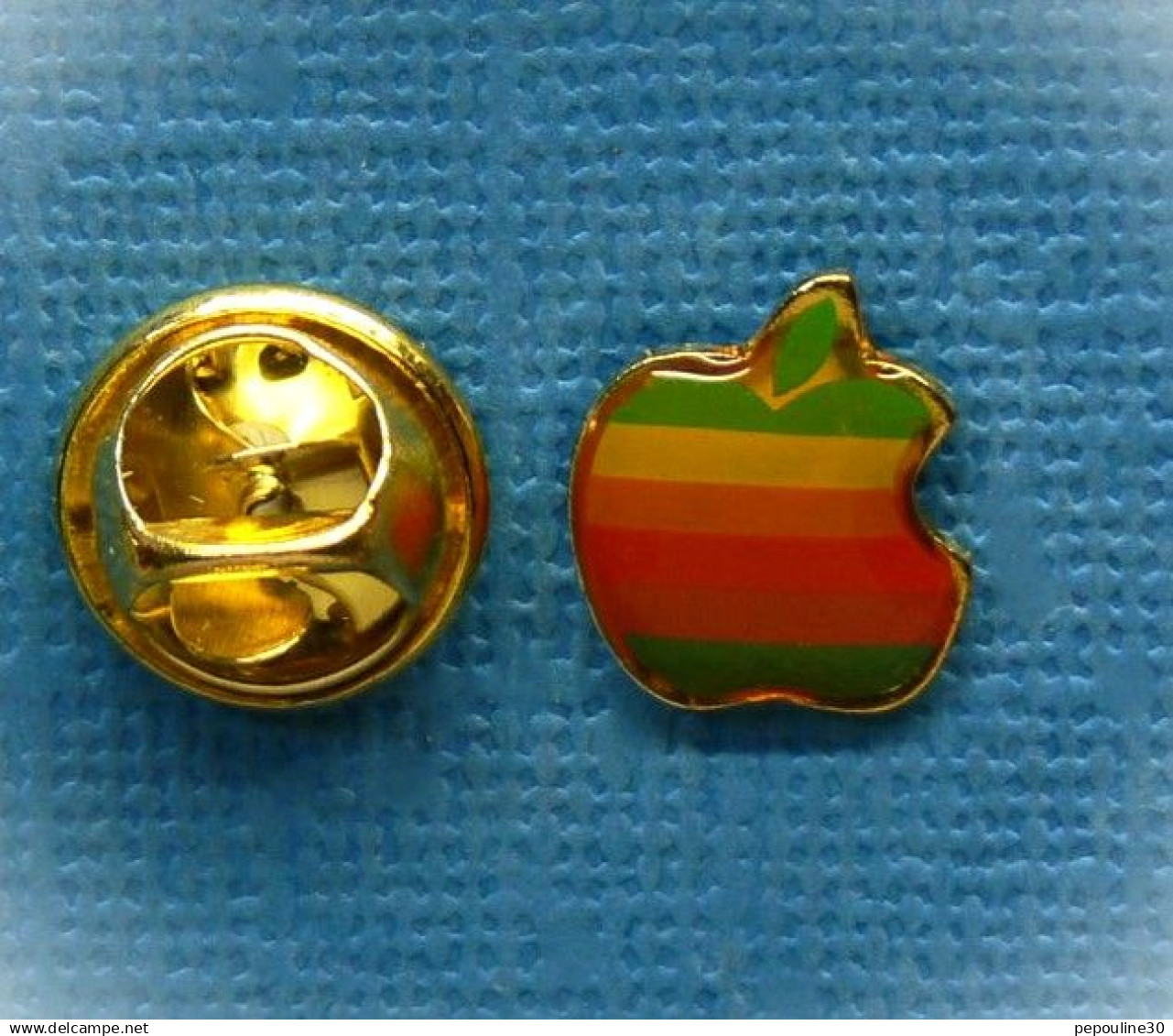 1 PIN'S //  ** LOGO " APPLE " COMPUTER INC / UNE POMME CROQUÉE ** . (®). - Informatica