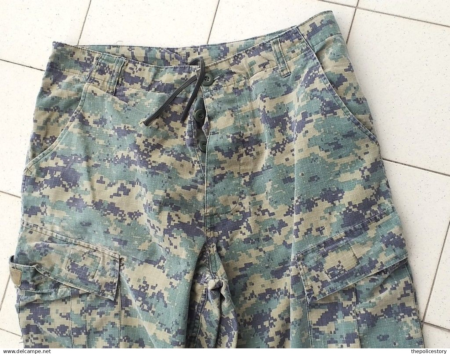 Giacca pantaloni mimetici U.S. Navy Seals Devgru tg. Medium Regular usata ottima