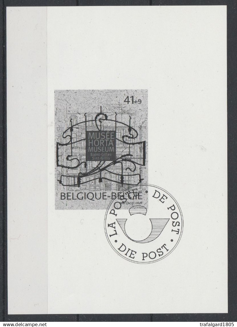 LOT FEUILLETS NB & COULEURS