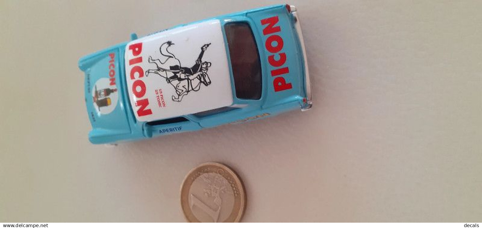 Trabant Picon 1/60 Taille D Une Majorette - Welly
