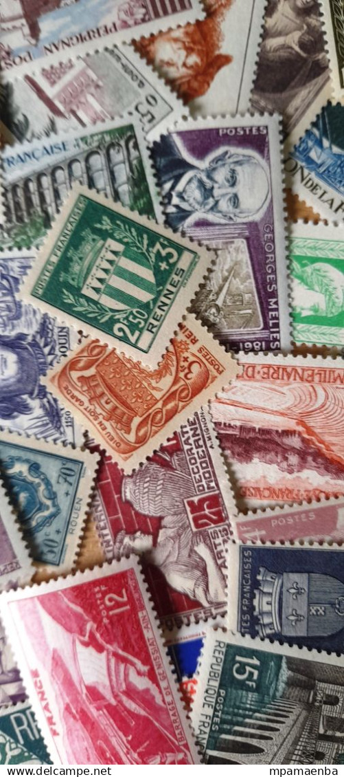 300 Timbres Français, Semi-modernes à Modernes, Principalement Neufs *, Un Minimum De Neufs * * - Vrac (max 999 Timbres)