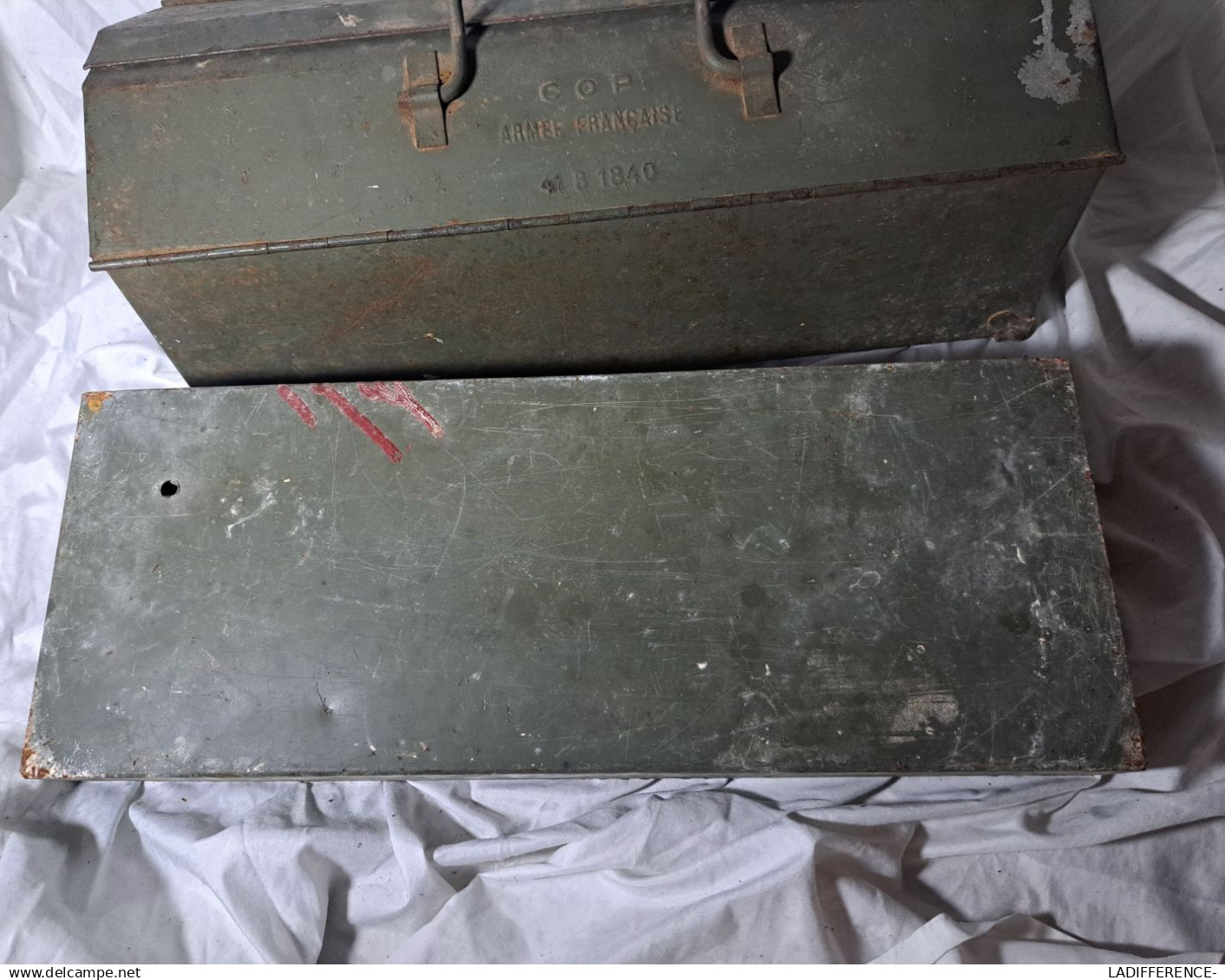 Ancienne caisse à outils Armée française