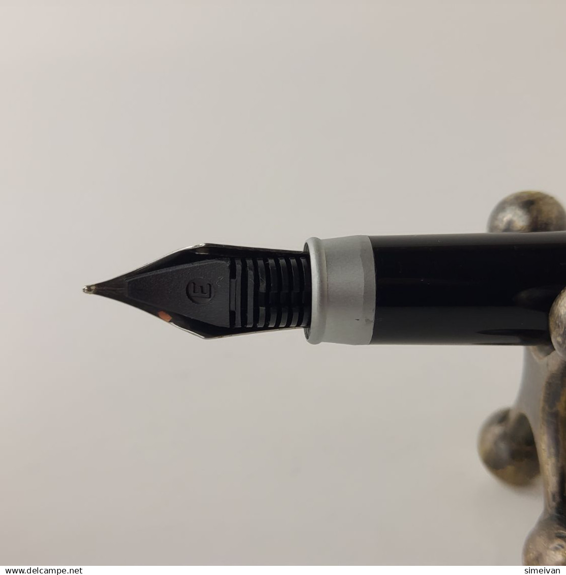 Wooden Fountain Pen Unbranded Iridium Point Germany Medium Nib Matte Trim #5824