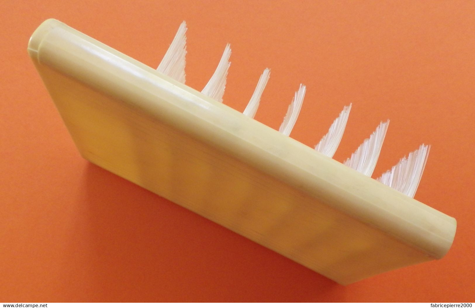 SLIDAWAY - Brosse repliable à cheveux ou à vêtements v.1960 EXC ETAT