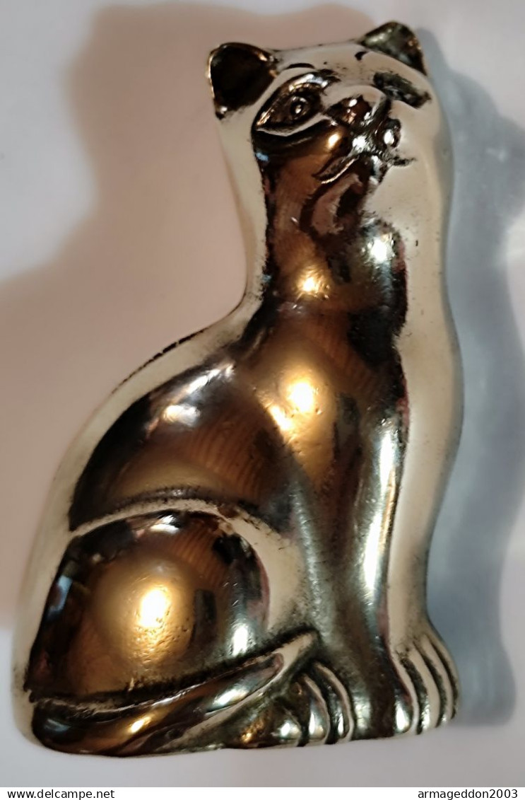 Belle Sculpture Chat Assis  En Laiton  Cisele Tbe Propre - Andere & Zonder Classificatie