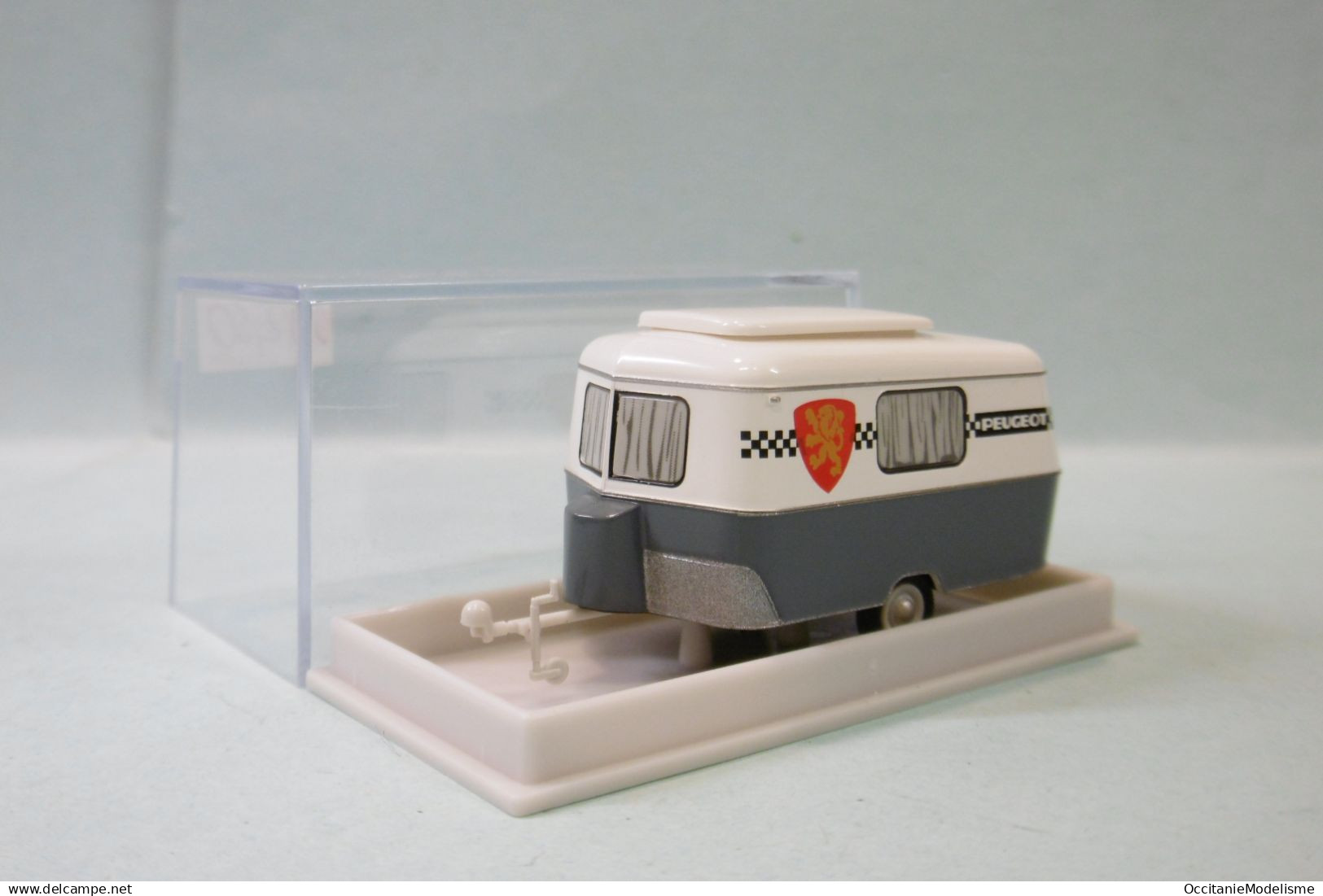 Brekina - CARAVANE ERIBA PAN Peugeot Réf. 95581 NBO HO 1/87 - Strassenfahrzeuge