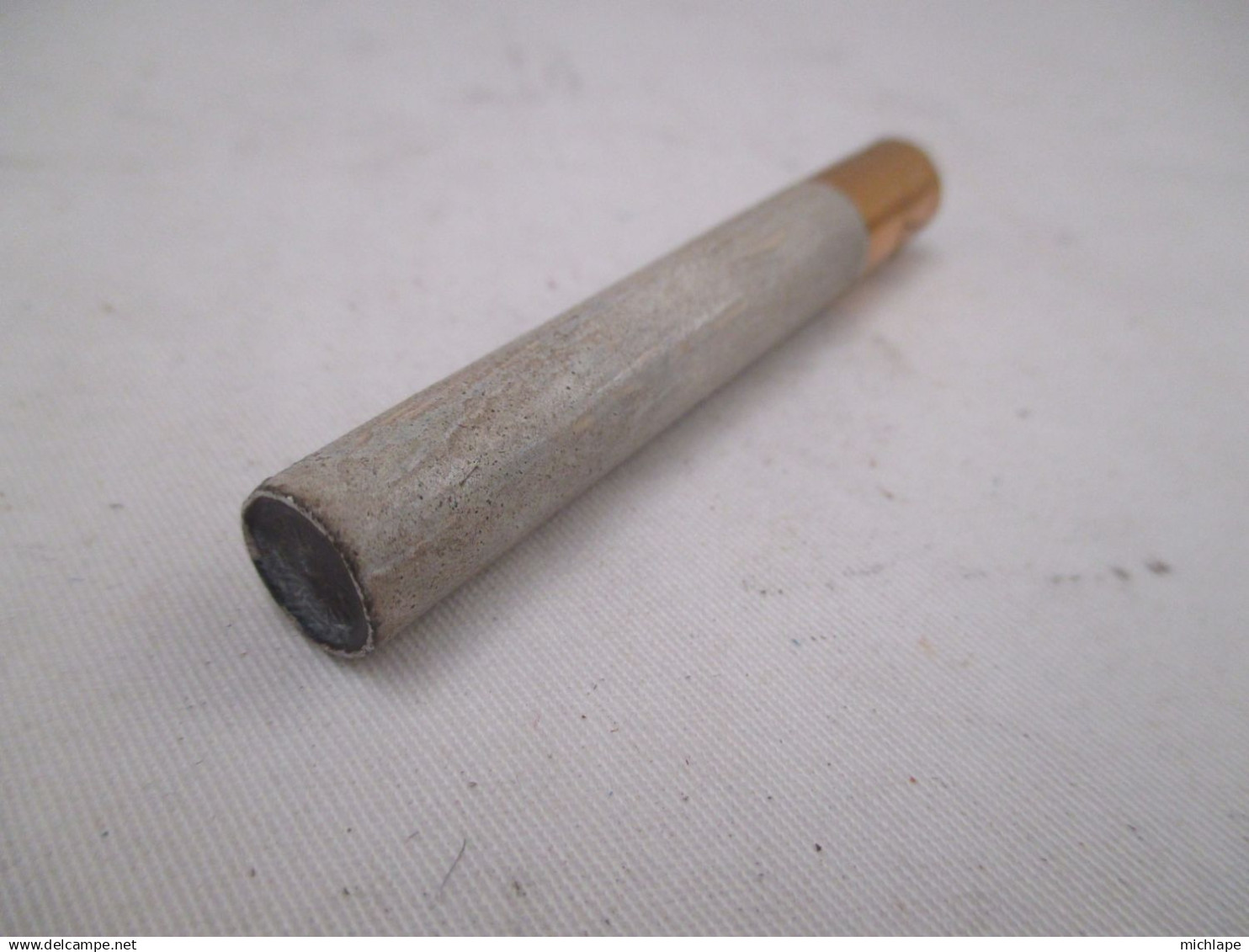 Briquet A Essence  En Forme De Cigarette - Sonstige & Ohne Zuordnung