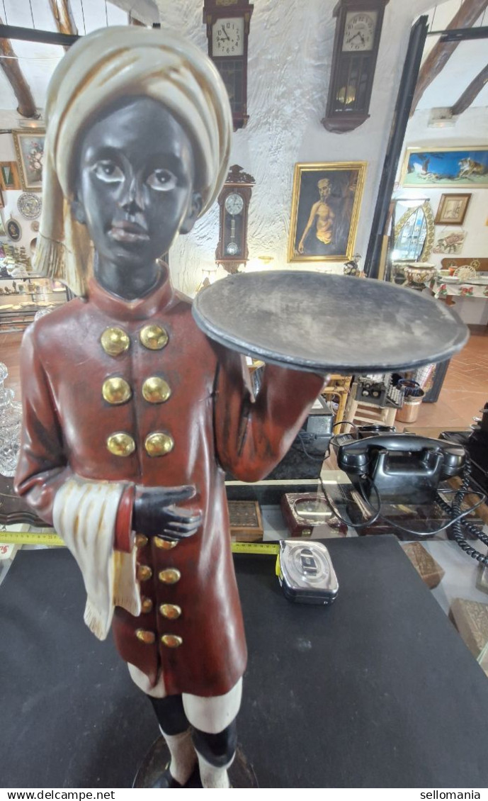 ESCULTURA DE CAMARERO CON BANDEJA DE 56 CENTIMETROS DE ALTURA TECXX 395 - Andere & Zonder Classificatie