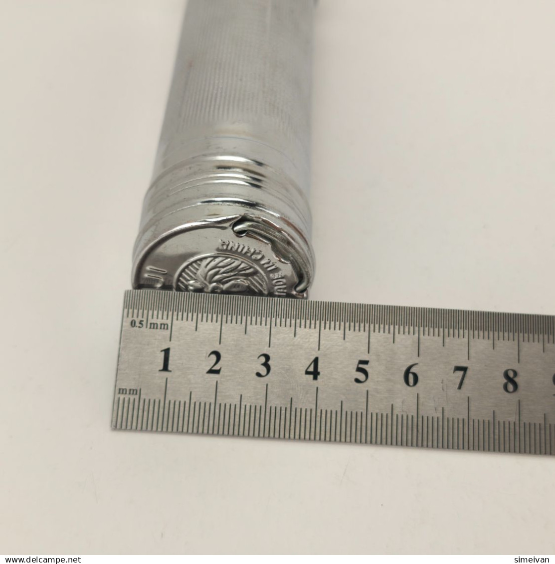 Vintage Chinese Flashlight XIONG JI Roster Tin Metal Hand Lamp Torch #5984