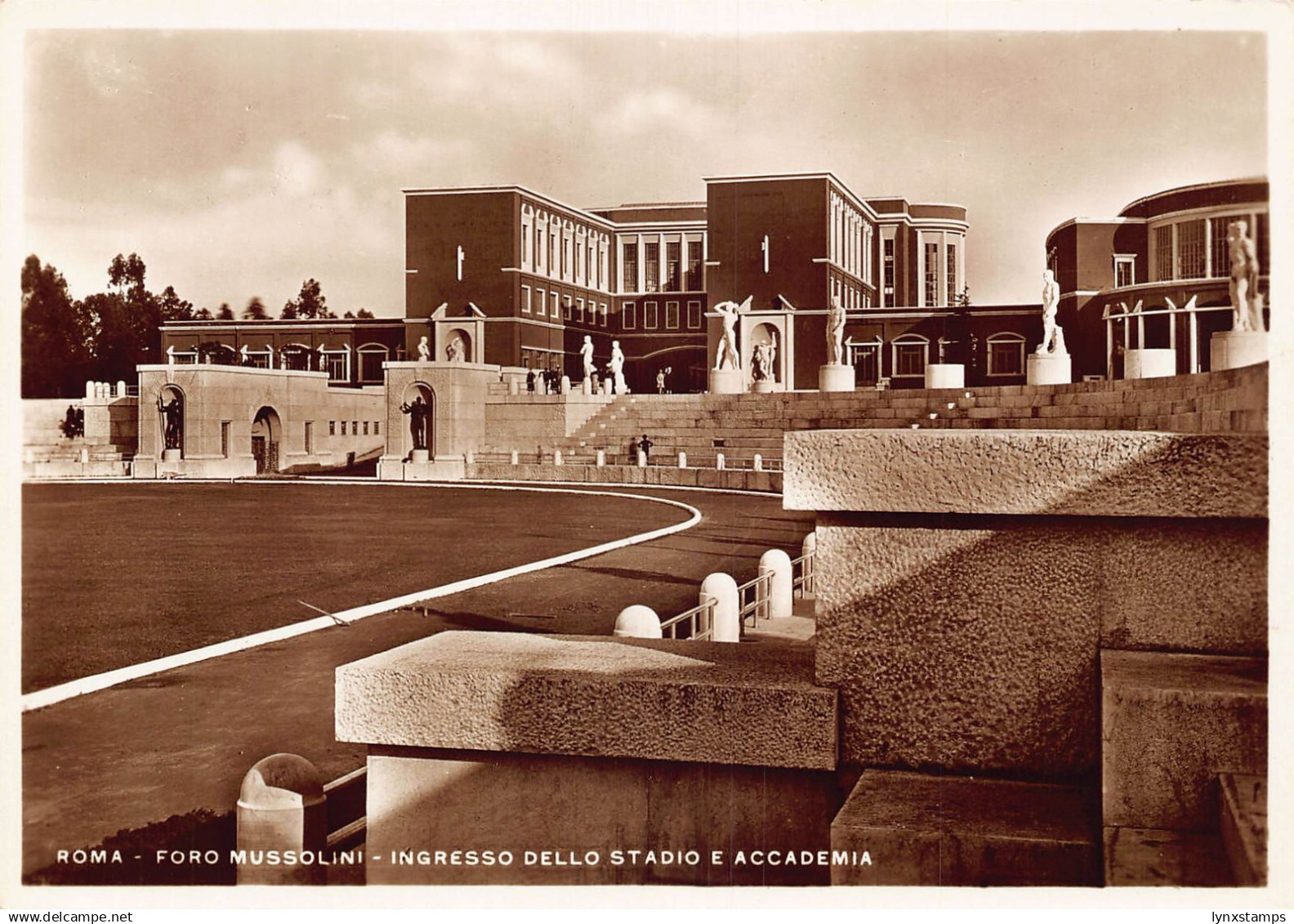 B026 Italy Rome Rome Foro Mussolini Stadio E Accademia RPPC Postcard - Autres & Non Classés