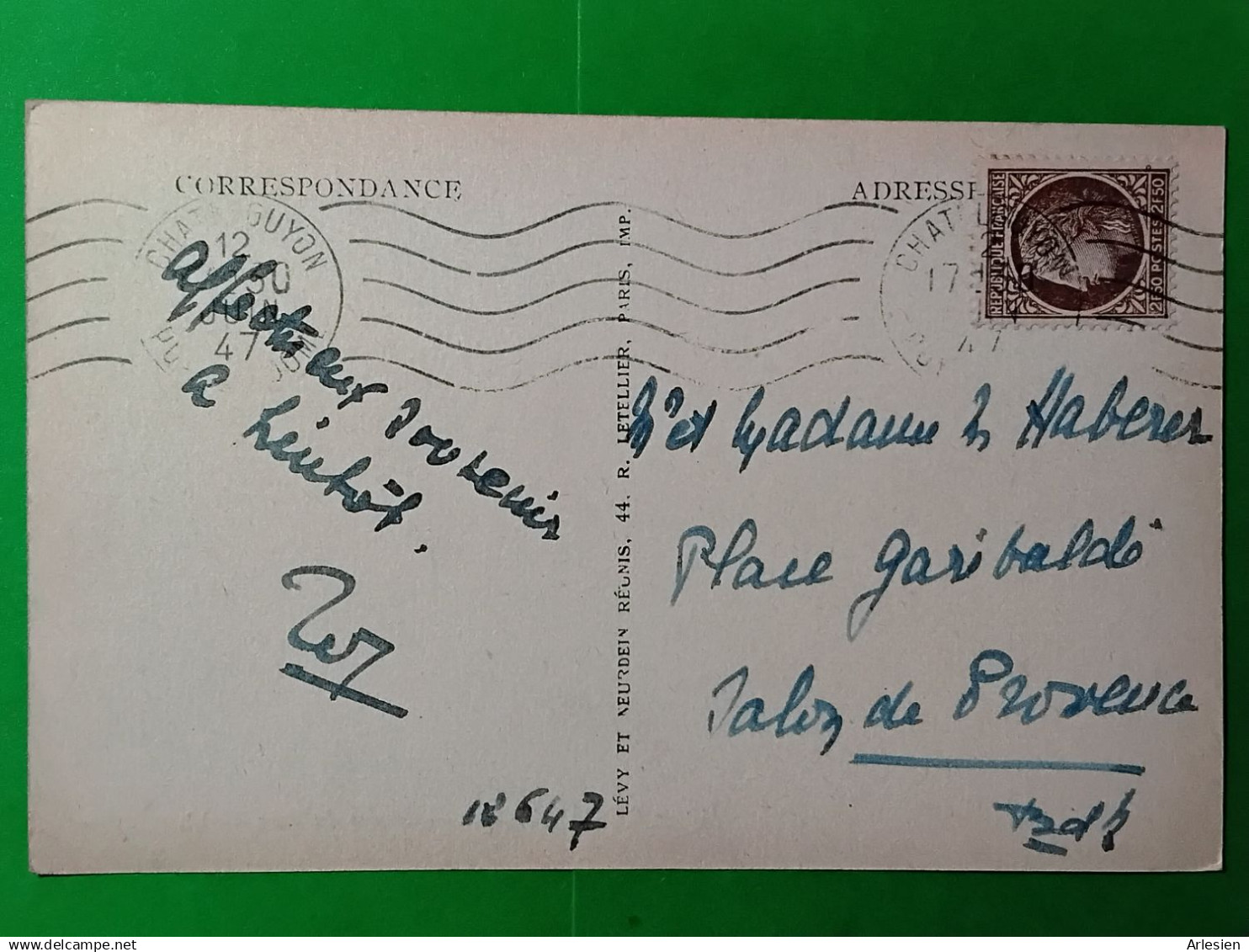 CPA - 63 - CHÂTEL GUYON - L'ENTRÉE DU PARC - BELLE ANIMATION - Châtel-Guyon