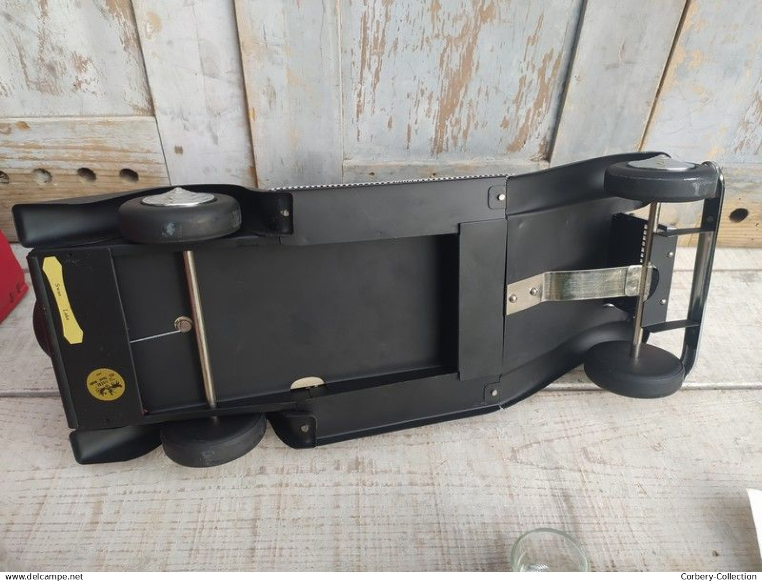 Ancien Service à Scotch Whisky Voiture Rolls Royce Boite à Musique Swan Lake Tchaïkovski