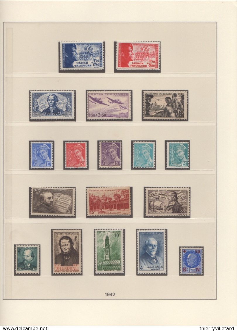France 1940-44 Bel ensemble timbres neufs ** sans charnière sous feuilles dans classeur Lindner