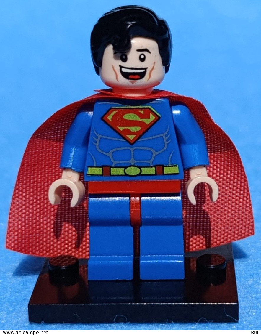 Superman BD V1 (Justice League) (DC Comics) Lego Compatible Minifigure #DCComicsRuiFigs #LigaJustiçaRuiFigs - Superman