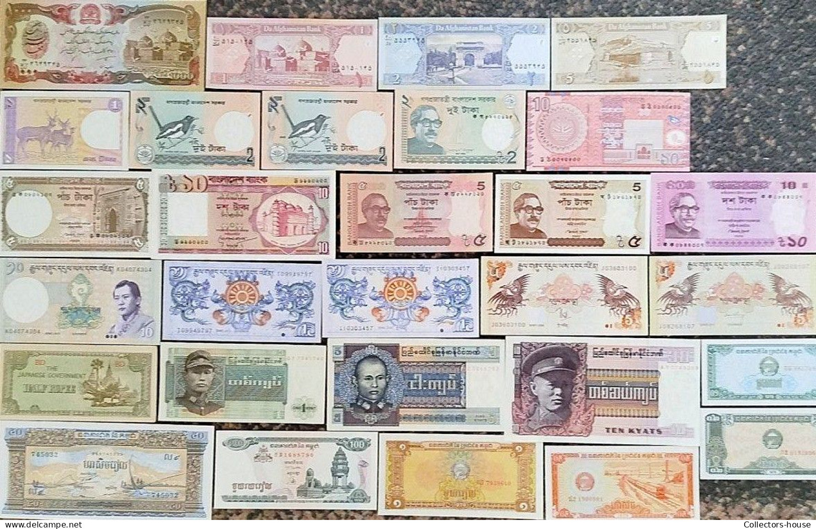 SUPERLOT!  320 different banknotes from all over the world 1921 - 2021. (70 countries).   UNC!