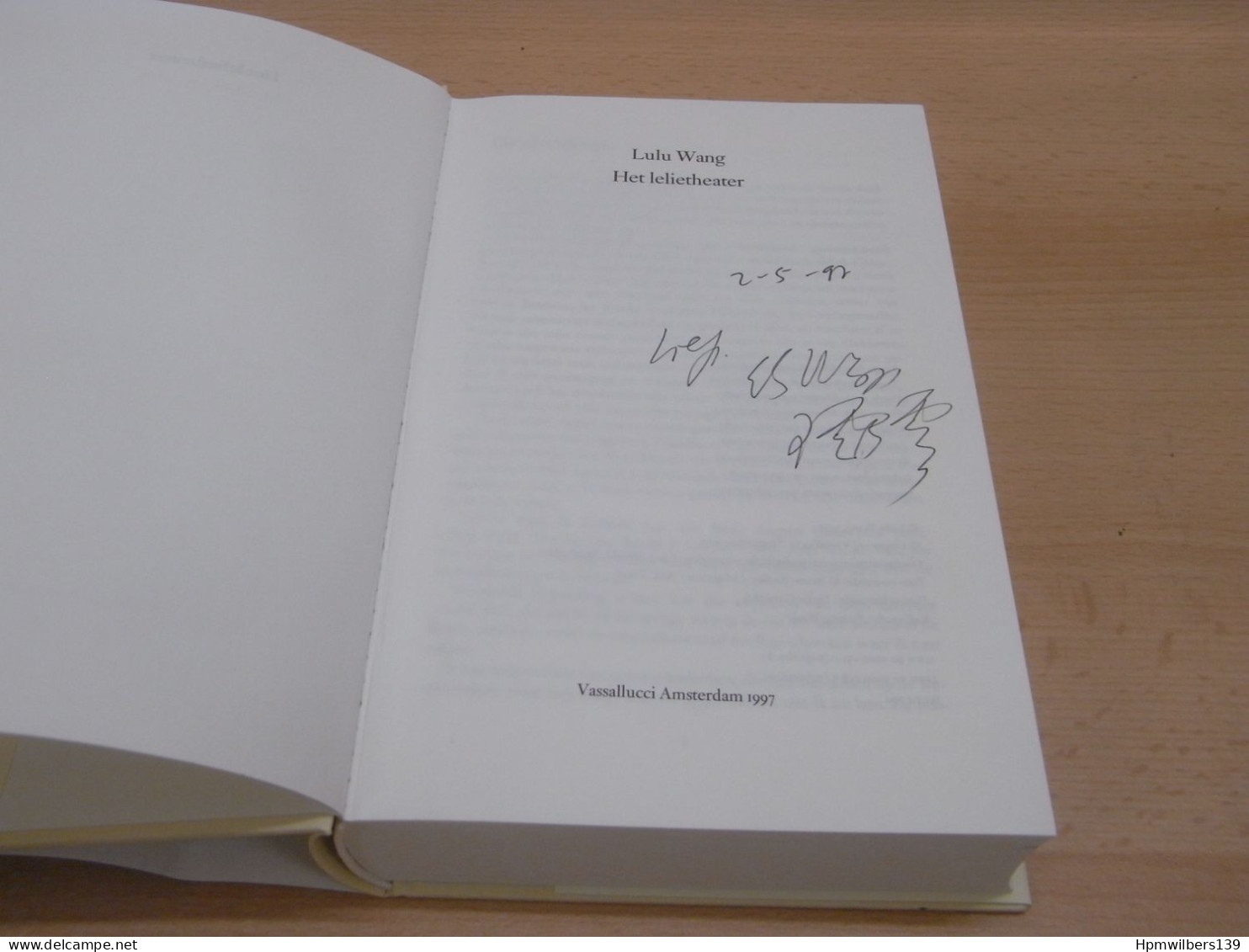 Boek + Handtekening : Lulu Wang 1997 (s606) - Autographe / Signature - Writers