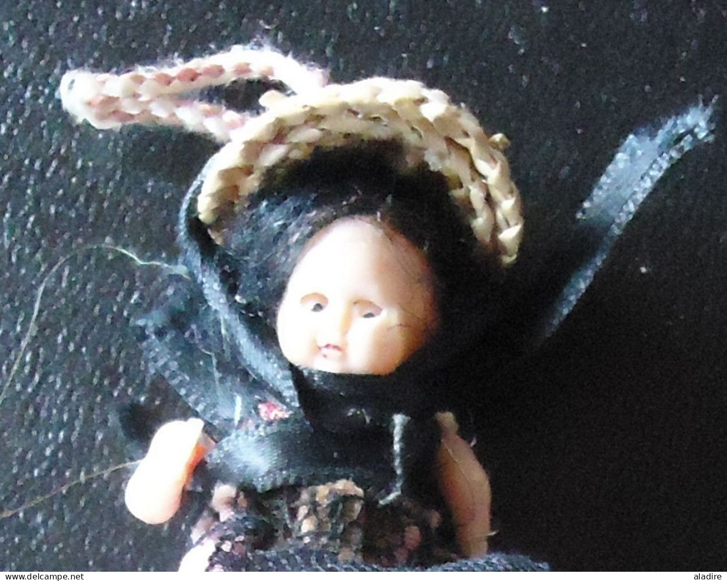 12 - POUPEE,  DOLL , PUPPE, BAMBOLA, MUNECA, BONECA, POP,  娃娃 , кукла , κούκλα -  دمي - Bambole