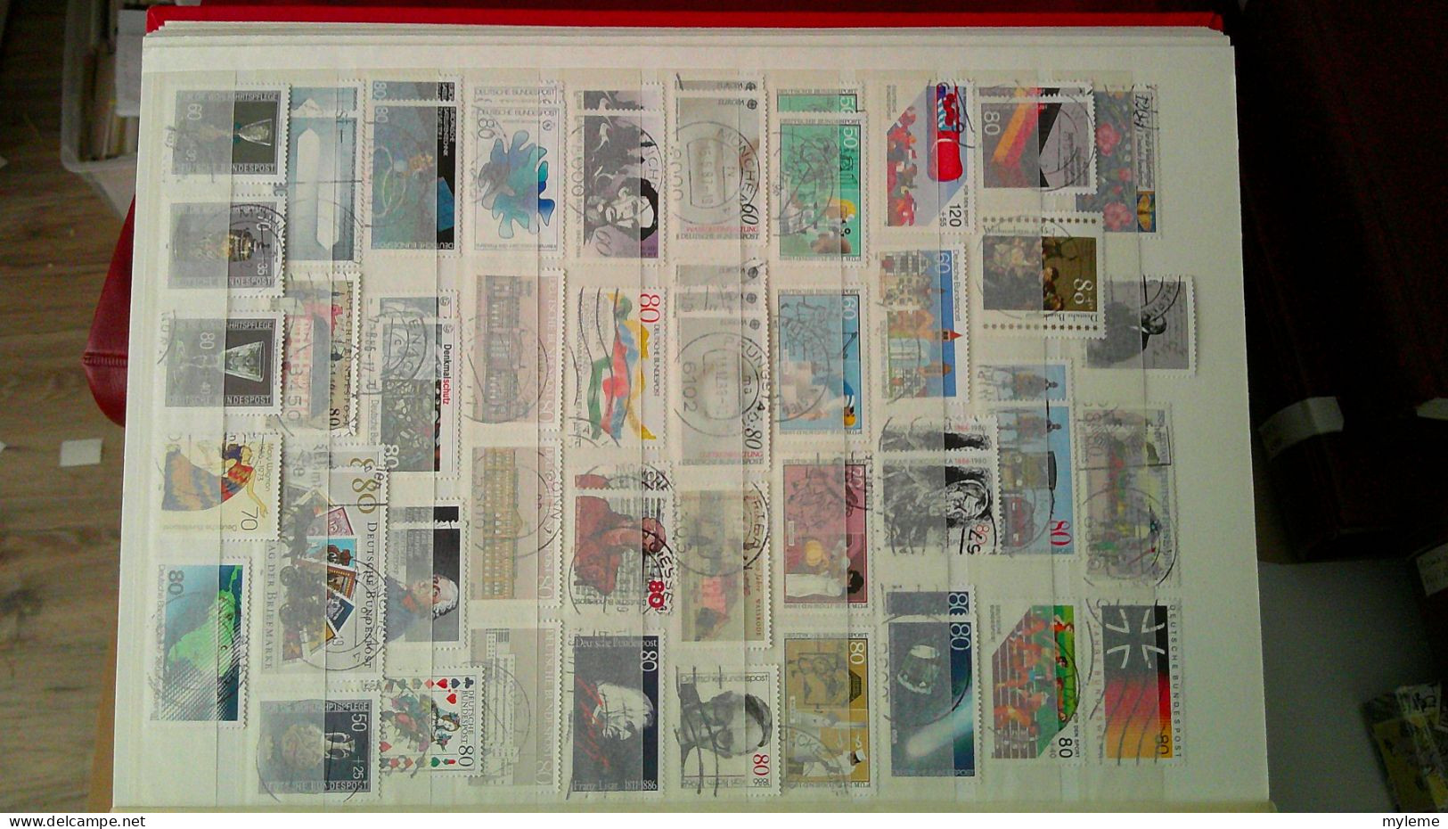 BS367  Bel ensemble de timbres de divers pays dont plaquette de France avec N° 116 ** signé . A saisir !!!