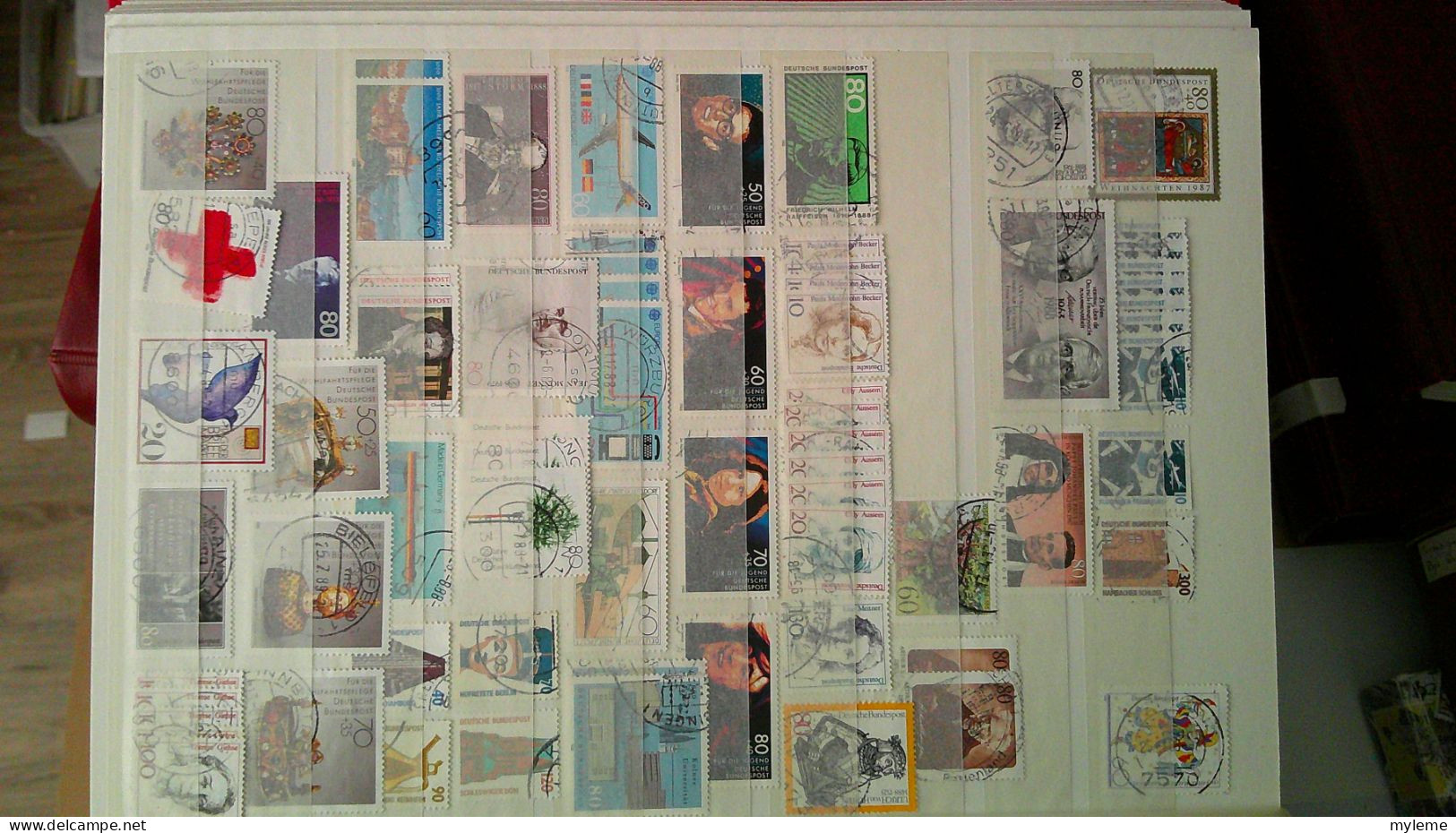 BS367  Bel ensemble de timbres de divers pays dont plaquette de France avec N° 116 ** signé . A saisir !!!