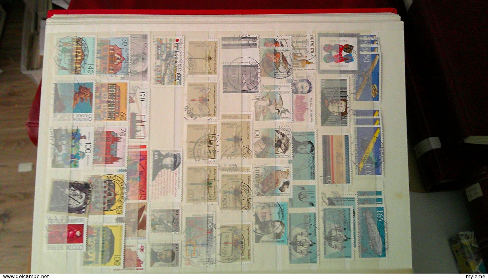 BS367  Bel ensemble de timbres de divers pays dont plaquette de France avec N° 116 ** signé . A saisir !!!