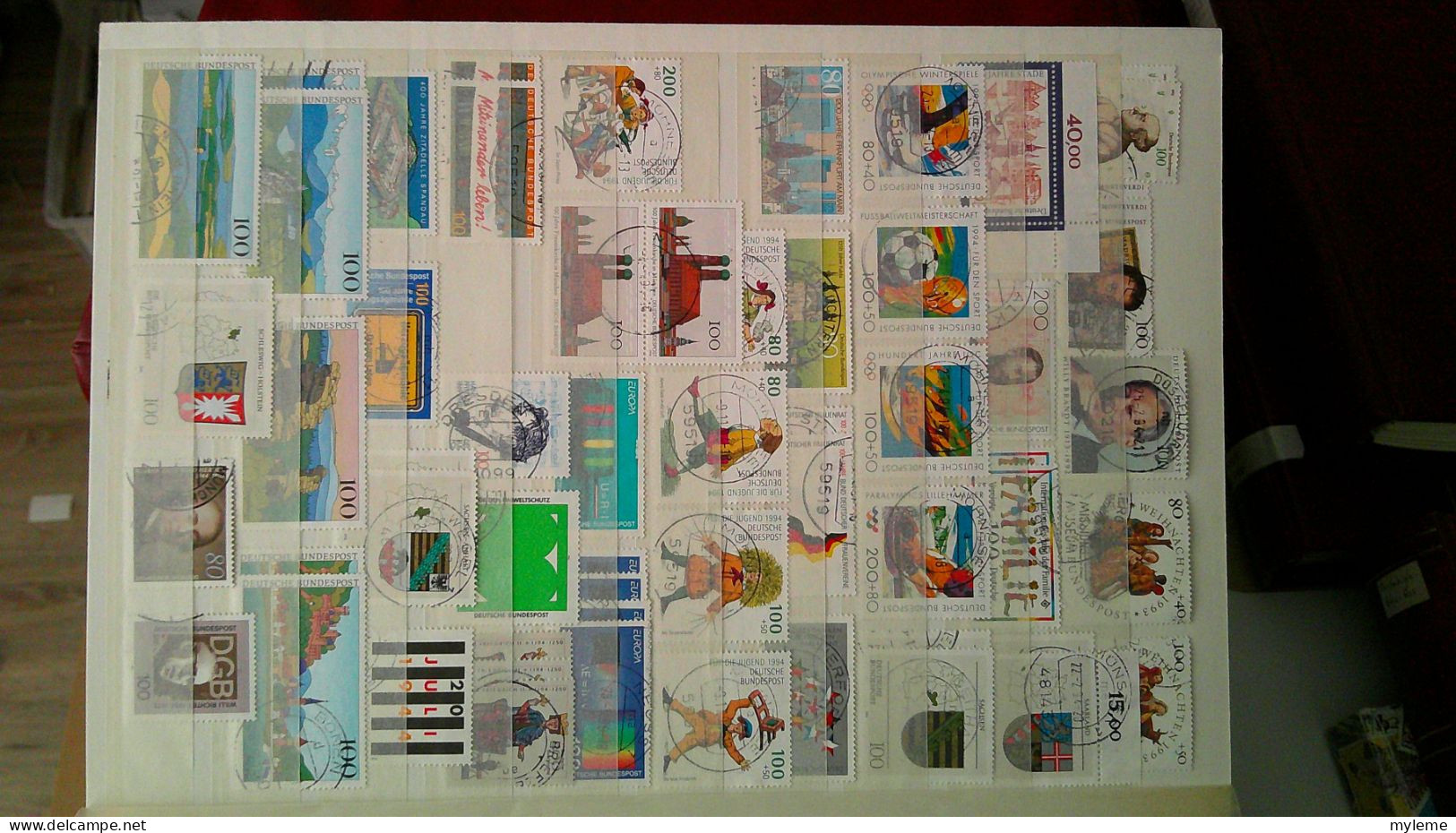 BS367  Bel ensemble de timbres de divers pays dont plaquette de France avec N° 116 ** signé . A saisir !!!