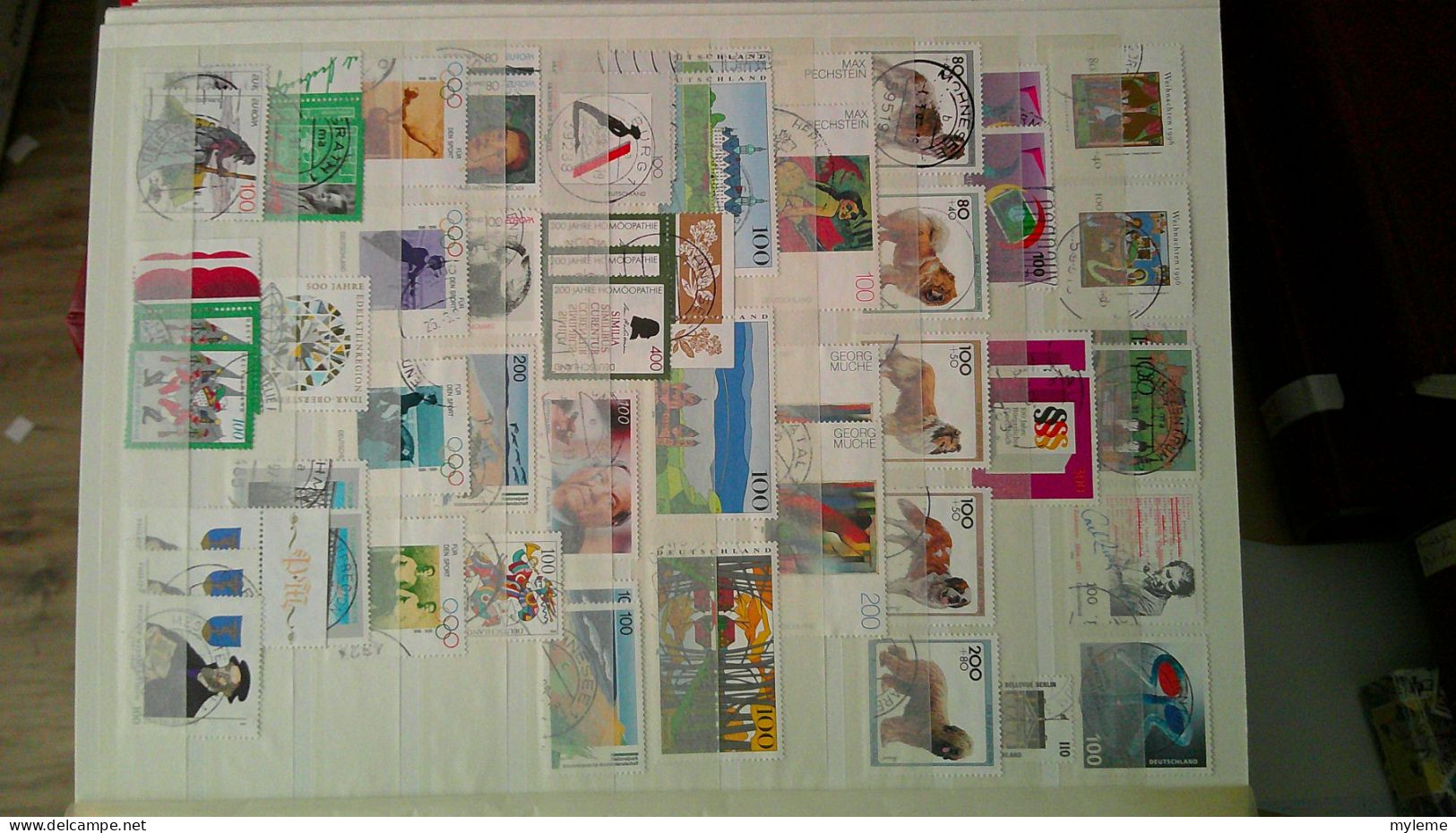 BS367  Bel ensemble de timbres de divers pays dont plaquette de France avec N° 116 ** signé . A saisir !!!