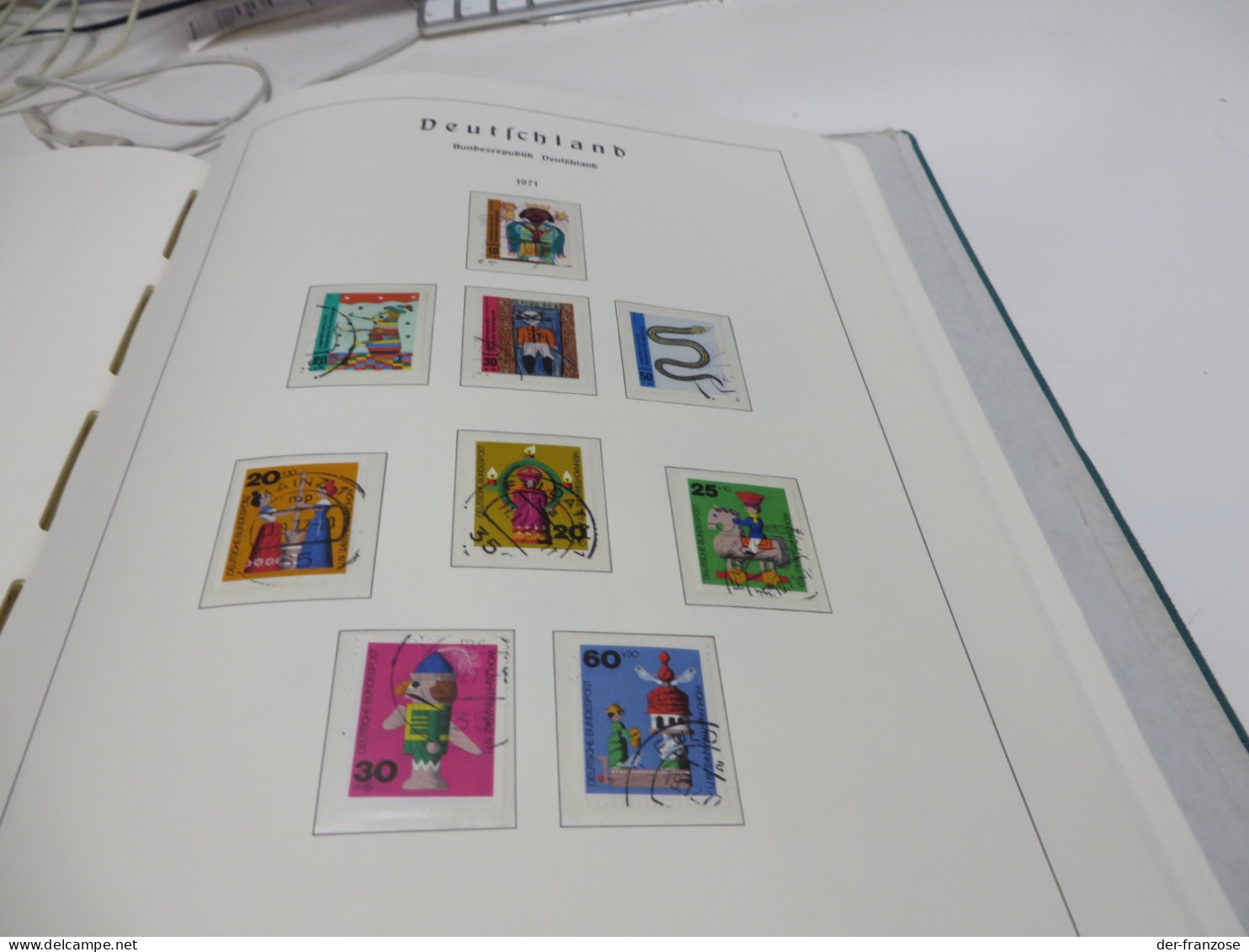 BUND Slg. 1949 bis 1972 mit o /  MARKEN auf SEITEN im BINDER
