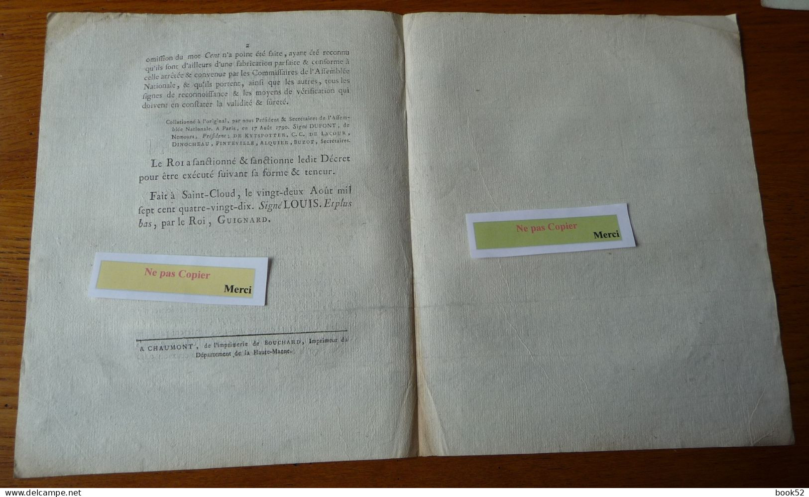 1790 – PROCLAMATION Du ROI ... L'Omission Du Mot CENT Dans Les ASSIGNATS De 300 Livres - Decrees & Laws