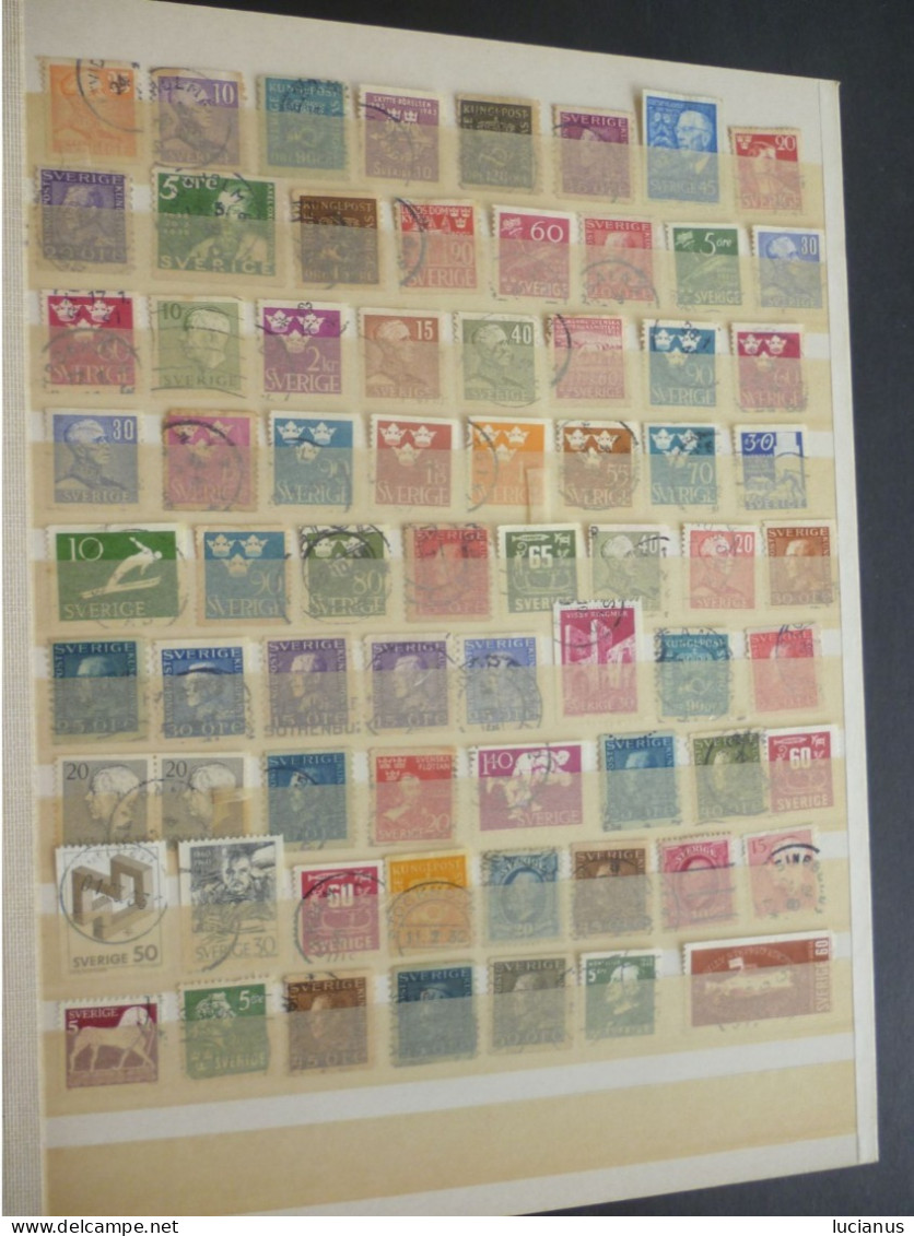 ALBUM timbres Monde ( réf : xdvq 12 )