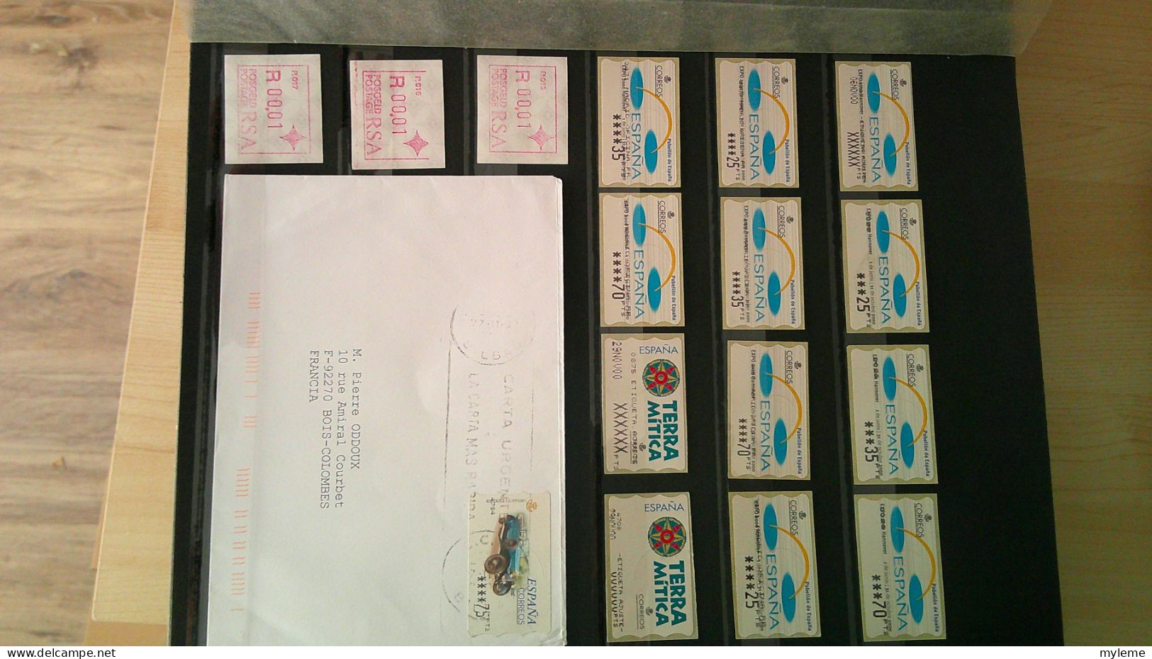 BS377 Bel ensemble de timbres de distributeurs neufs, sur fragments et sur courriers de divers pays. A saisir !!!