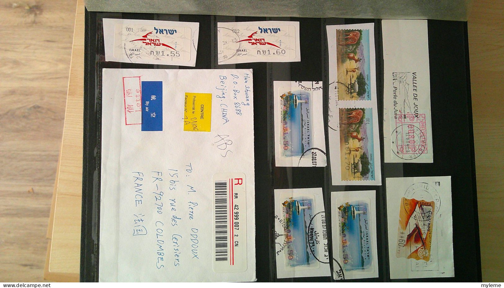 BS377 Bel ensemble de timbres de distributeurs neufs, sur fragments et sur courriers de divers pays. A saisir !!!