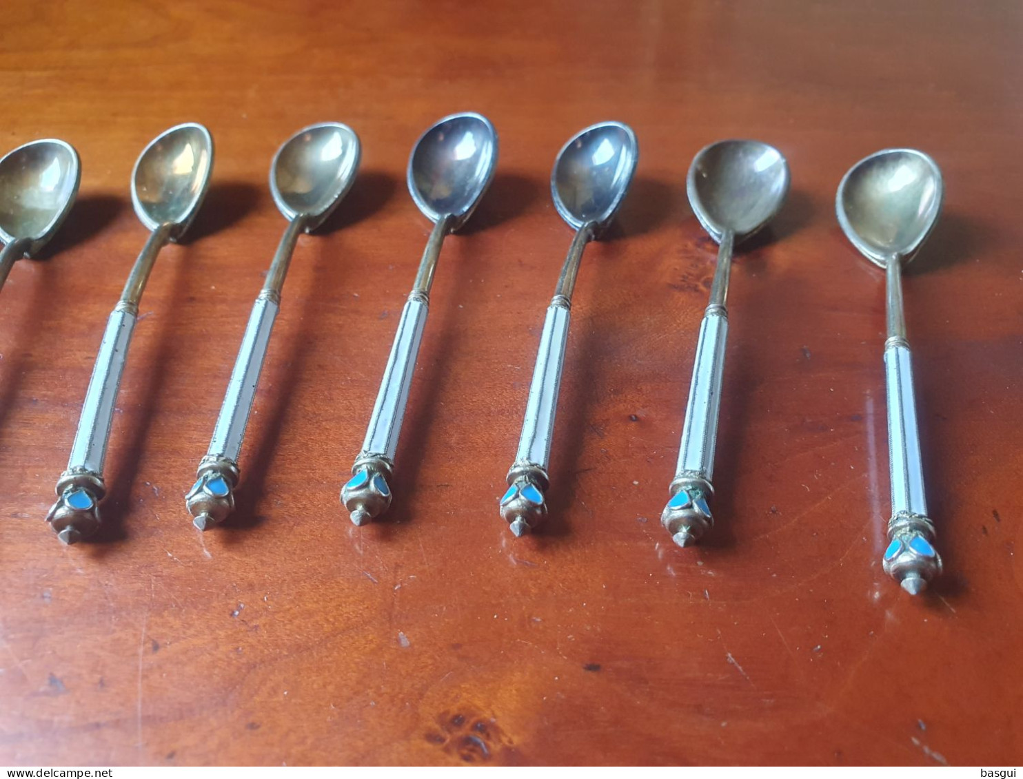 10 Cuillères russes en argent 88 zolotniks émaillées – XIXe – attribuée à Mikhail Grachev