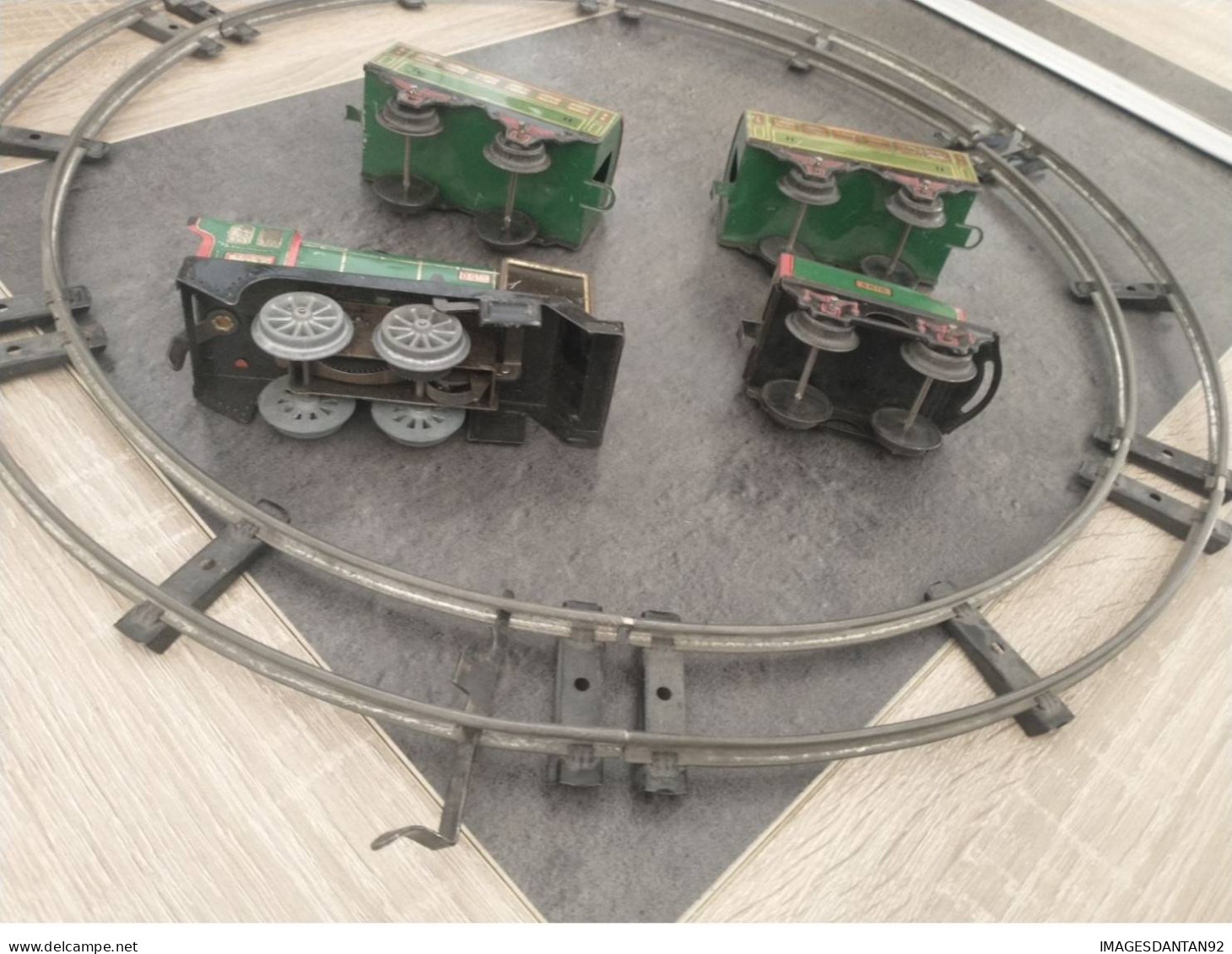 TRAIN HORNBY MECCANO 3615 AVEC WAGONS ET RAILS FONCTIONNE SANS BOITE - Sonstige & Ohne Zuordnung