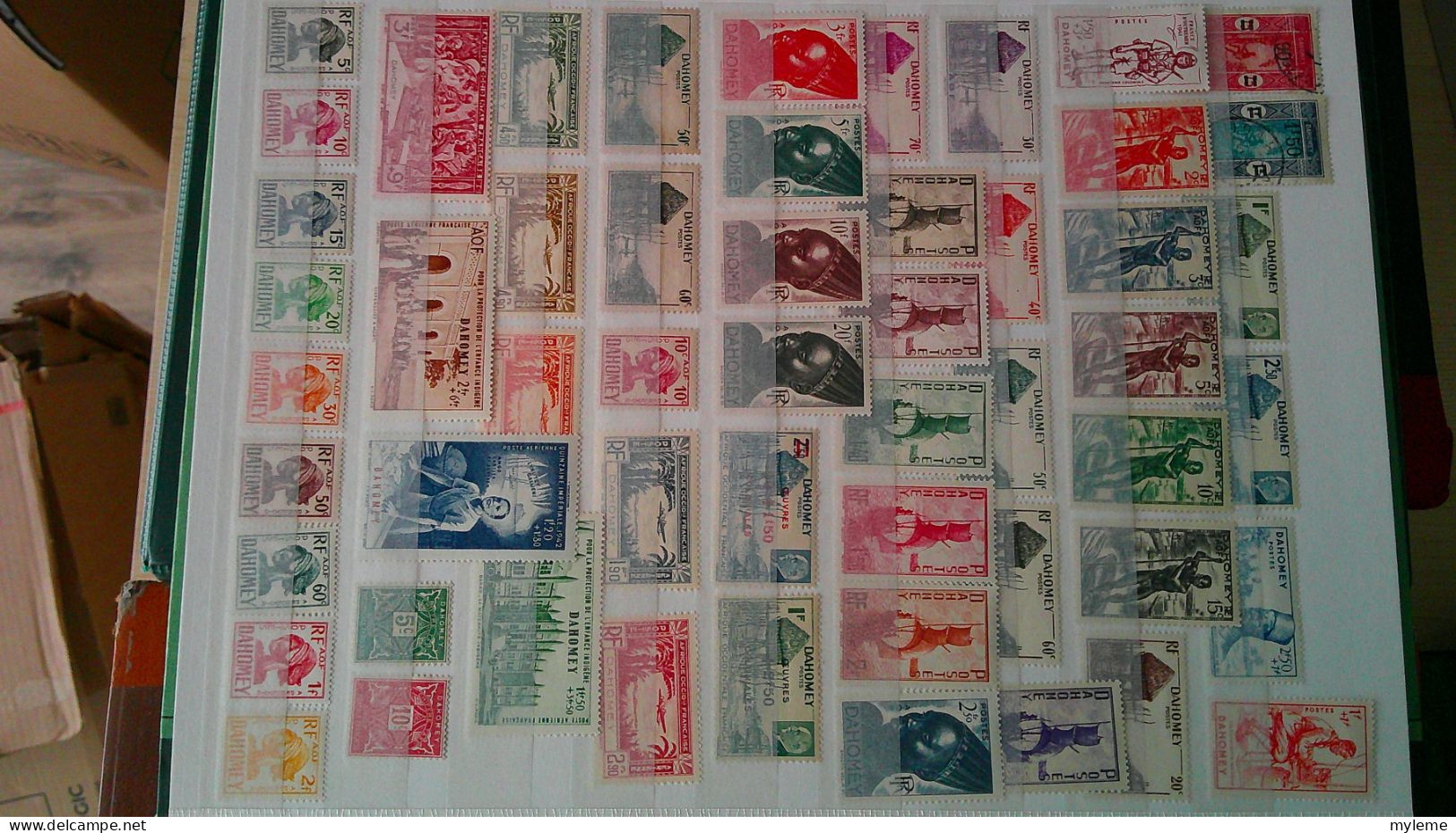 CG-11 Bel Ensemble Des Anciennes Colonies Françaises Dont Bonnes Petites Valeurs. A Saisir !! - Verzamelingen (in Albums)
