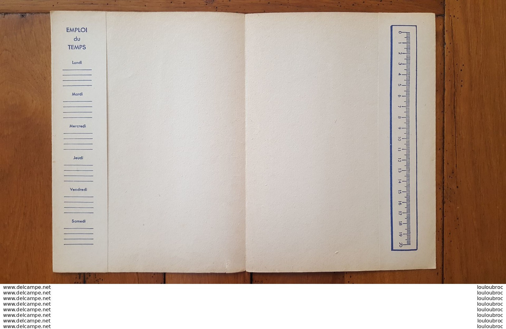 PROTEGE CAHIER  BISCOTTES LUC - Zwieback