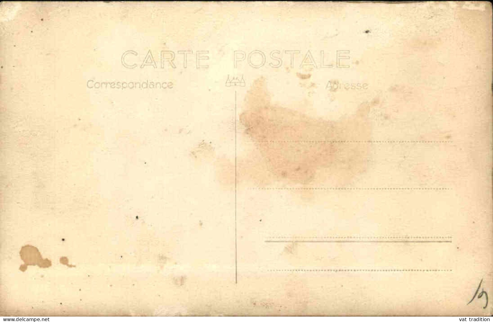 FRANCE - Groupe Mixte Posant Devant Un Café Sur Carte Postale PHOTO - Vierge - J 3040 - Caffé