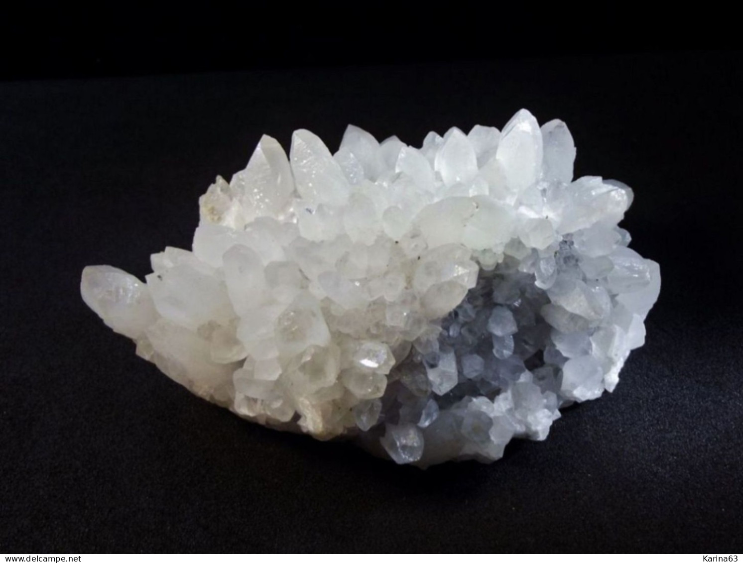 Quartz With Minor Pyrite ( 8 × 6 × 4 Cm) - Huanzala Mine - Huallanca - Peru - Minerales