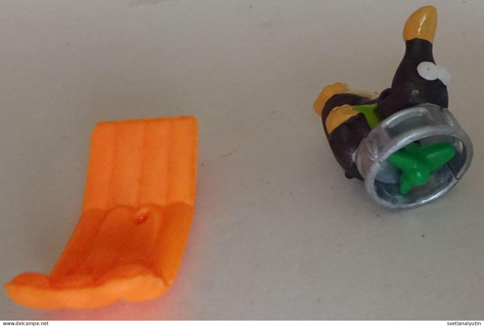 Germany Ferrer 2 Figures From A Series "Moles Mission-1" - Altri & Non Classificati