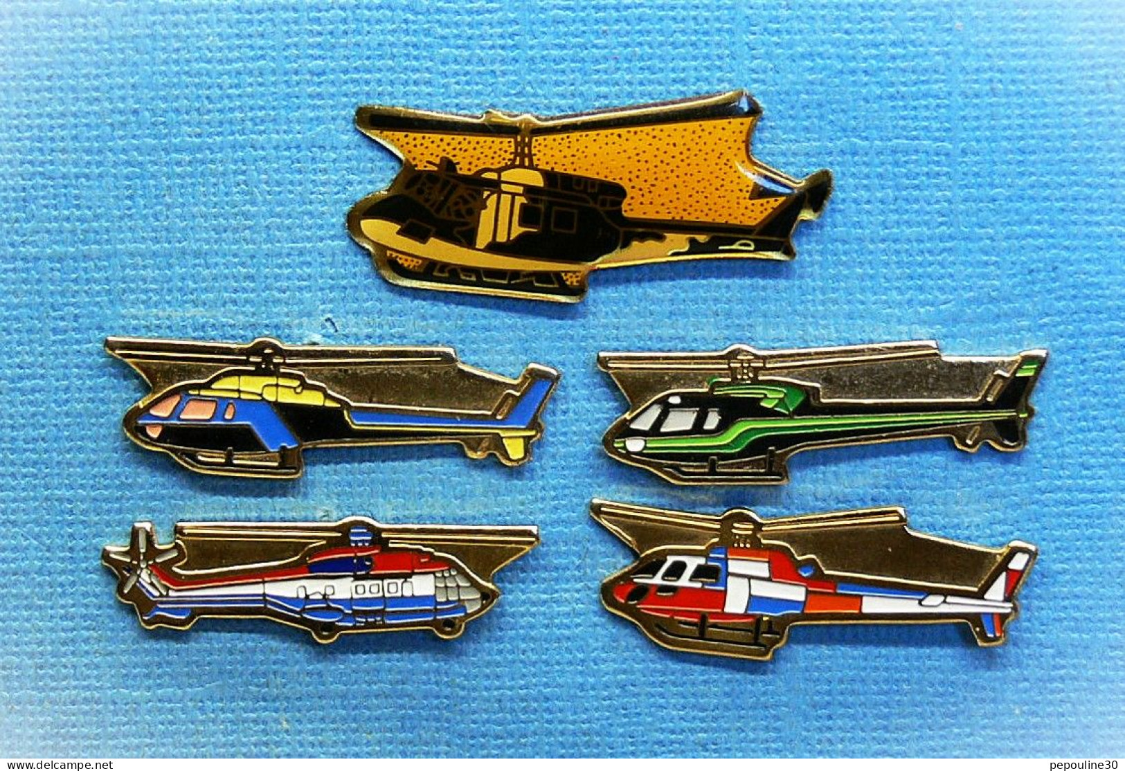5 PIN'S // ** 5 HÉLICOPTERES / BELL UH1 / FENNECS / SUPER PUMA **. - Luftfahrt