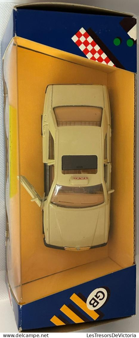 [-5%] MODELISME - Corgi - Mercedes 190 - Taxi - 388 - Portière Ouverte - Siège - Toit Ouvrant - Emballage D Origine - Scala 1:160