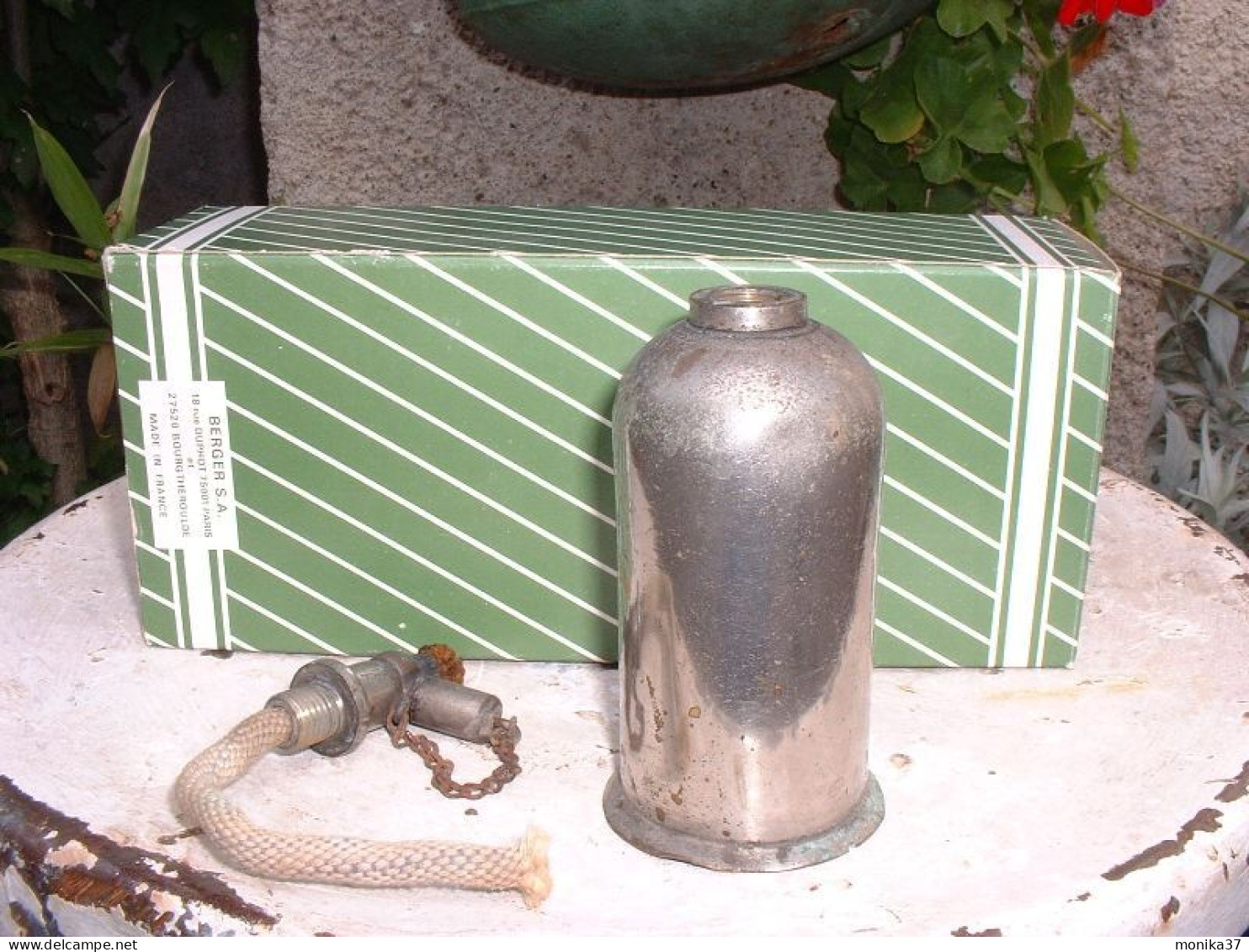 Ancien Petit Bruleur Nickelé à Mèche  à Pétrole Lampant De Laboratoire - Altri Apparecchi